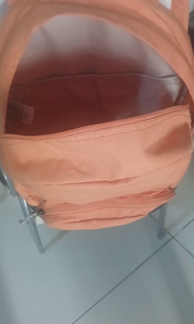 Columbia Backpack - 22L (Category: Backpacks) located in Quezon City. Submitted by proteinpancake (Listing ID 1465426563, Image 2). Description: *Used once.