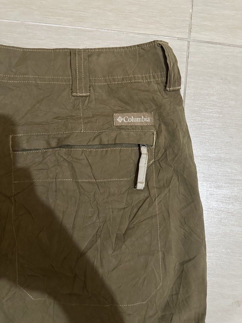 Columbia Shorts Omni Shield (Category: Shorts) located in Legazpi City. Submitted by jaysx666 (Listing ID 1465509003, Image 2). Description: Size 36 like new .