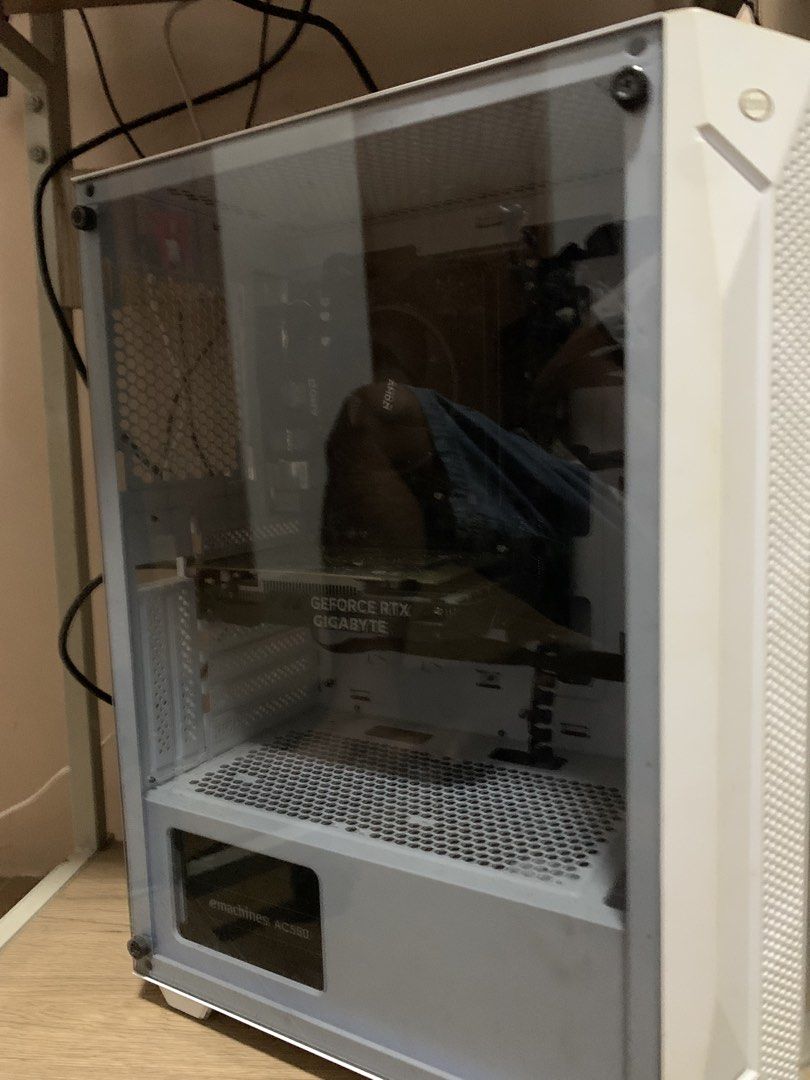 Computer Set!!! (Category: Desktops) located in Batangas. Submitted by easyfindsbyk (Listing ID 1465530560, Image 3). Description: Gigabyte A 520 AM4 Ryzen 7 5700g Gigabyte RTX 3050 6gb 16gb Ram 512 SSD 550 watts True rated PSU ROG CASE 24 INCH MONITOR WITH MOUSE AND KEYBOARD .