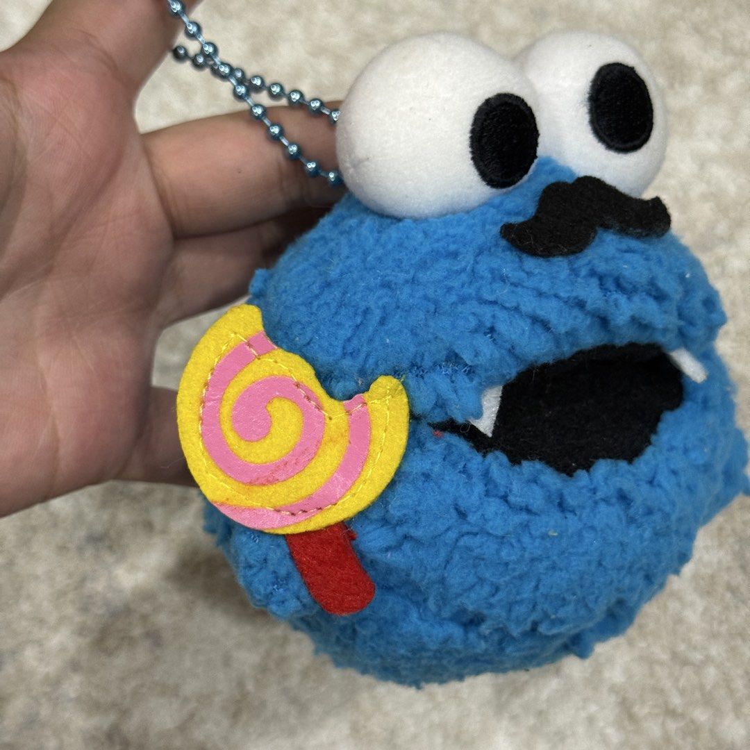 cookie monster stuffed plush keychain (Category: Plushies & Soft Toys) located in Iba. Submitted by drewychewy (Listing ID 1465413790, Image 2). Description: mop: gcash/bpi/maribank/security bank mod: j&t.