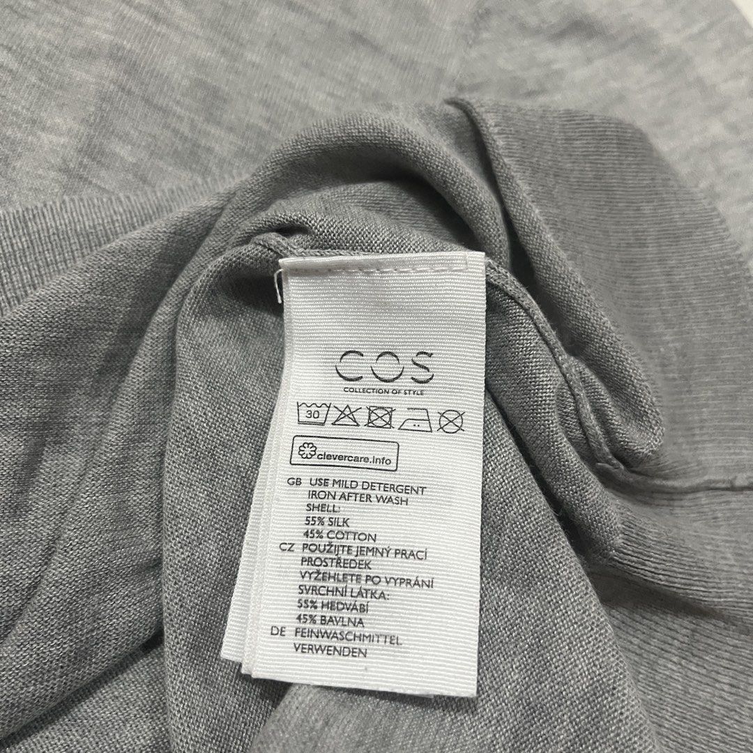 Cos (Category: Tshirts & Polo Shirts ) located in Bacoor. Submitted by manonghits_2000 (Listing ID 1465542376, Image 3). Description: Cos Knitted Ribbed Polo 19x26 Good as New No Issue.