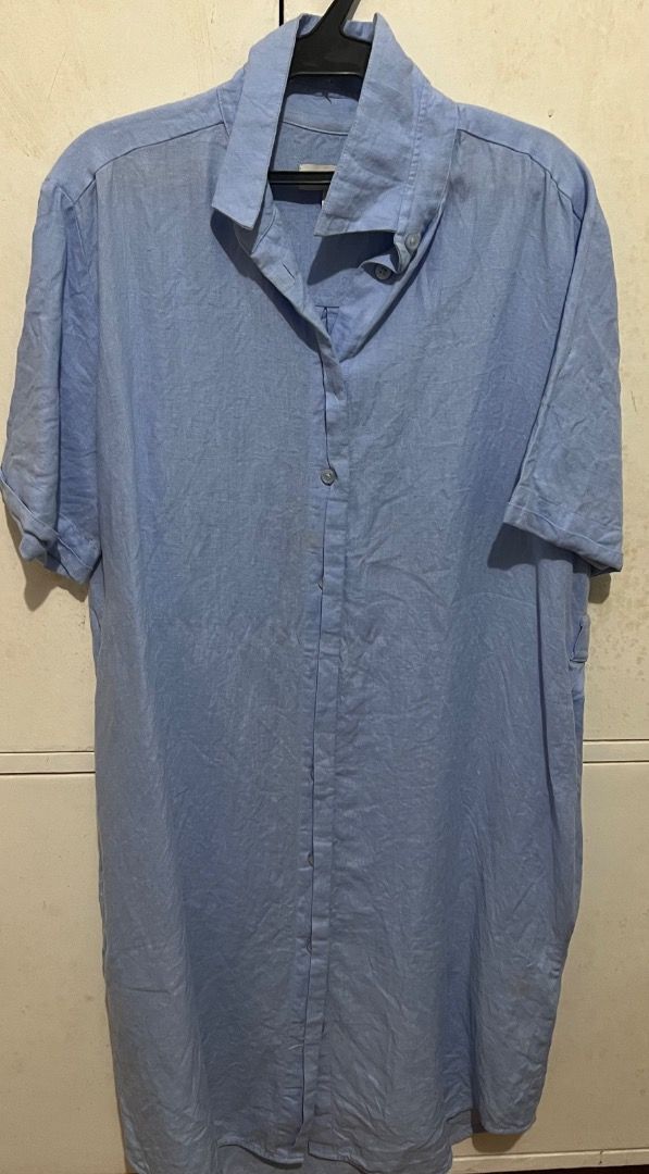 COS Blue Shirt Dress (Category: Others Tops) located in Pasay City. Submitted by classicsale (Listing ID 1465460610, Image 1). Description: COS Blue Shirt Dress Heavily used Size: 32 Notice: With minor stains and no belt. PLEASE CHECK THE PICTURES. Retail Price: Php 5,950 Selling: Php 150 + Shipping fee Payment: Gcash / Maya Shipping: J&T (dm for more options or details) **SOLD ITEMS ARE DELETED**.