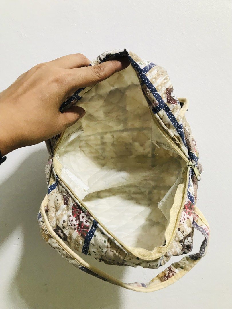 COTTON CUTE HANDBAG (Category: Tote Bags) located in Gamu. Submitted by 2022bagsbunny (Listing ID 1465414893, Image 3). Description: .