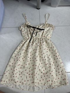 (Category: ) located in . Submitted by wxcloset (Listing ID 1465544562, Image 1). Description: .