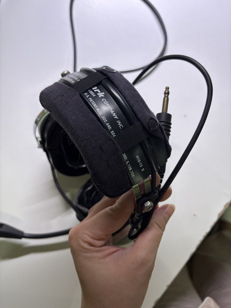 David Clark H10-13S (Category: Headphones & Headsets) located in Quezon City. Submitted by brokegalinmanila (Listing ID 1465407863, Image 2). Description: David Clark H10-13S Lightly used 📍 Quezon City Contact: 09178339253 Negotiable! Hi! I’m selling my David Clark H10-13S. Lightly used. I’ve used it for a couple of times during my PPL days in 2019 but have never used it since. Female owned. Good as new. .