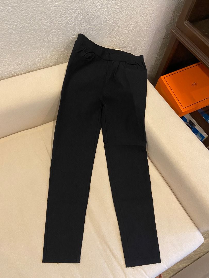 decathlon elastic pants activewear jeans black (Category: Other Bottoms) located in Quezon City. Submitted by gogo.sparkle (Listing ID 1465411320, Image 2). Description: bought in taiwan.