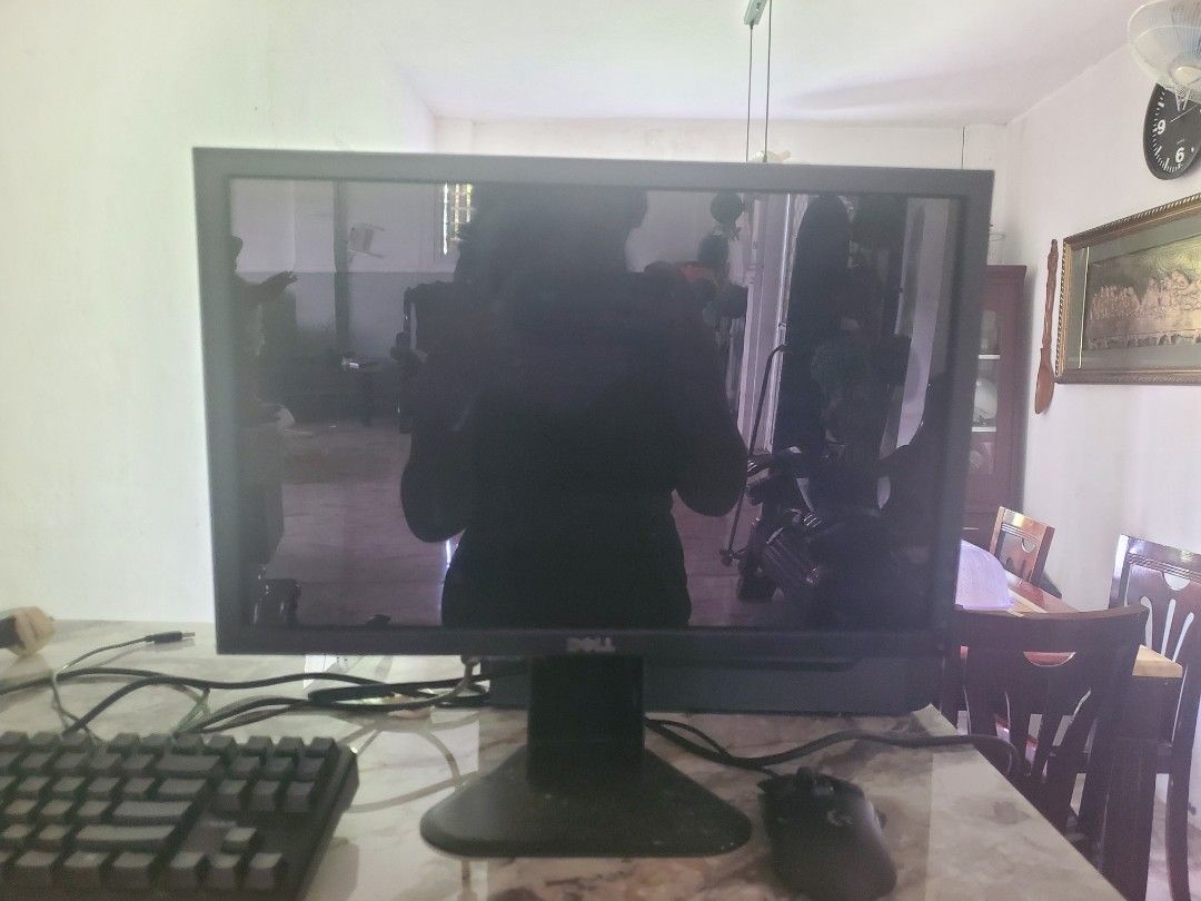 Desktop (Category: Desktops) located in Malolos. Submitted by rinkoshrimps (Listing ID 1465426906, Image 3). Description: used for only 6 months, fully functional, price is still negotiable.