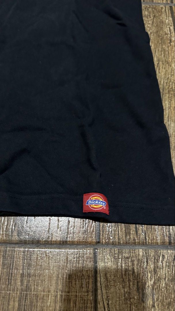 DICKIES POLO SHIRT (Category: Tshirts & Polo Shirts ) located in Manila. Submitted by urban-vintage_2 (Listing ID 1465531913, Image 2). Description: ISSUE: NONE ( NEED WASH ) MOP :GCASH ( NO COD ) SHIP VIA : LALAMOVE & J&T LOCATION : PASIG CITY LENGTH : 26 WIDTH : 18.