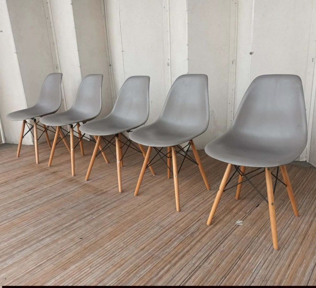 Dining Chair (Category: Chairs) located in Meycauayan. Submitted by marygracecasimiro (Listing ID 1465494199, Image 1). Description: Nordic Dining Chairs L18 x W21 x H17/31.5 Price: 6,700 for 5🩷🧡.