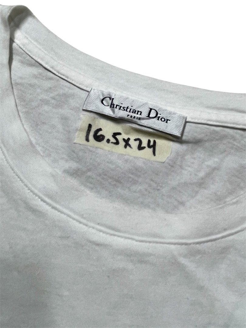 Dior (Category: Shirts) located in Leon. Submitted by fluffythriftshop (Listing ID 1465494884, Image 3). Description: Dior Small Needwash stain Color Rate : 9.5 out of 10 Excellent Condition .
