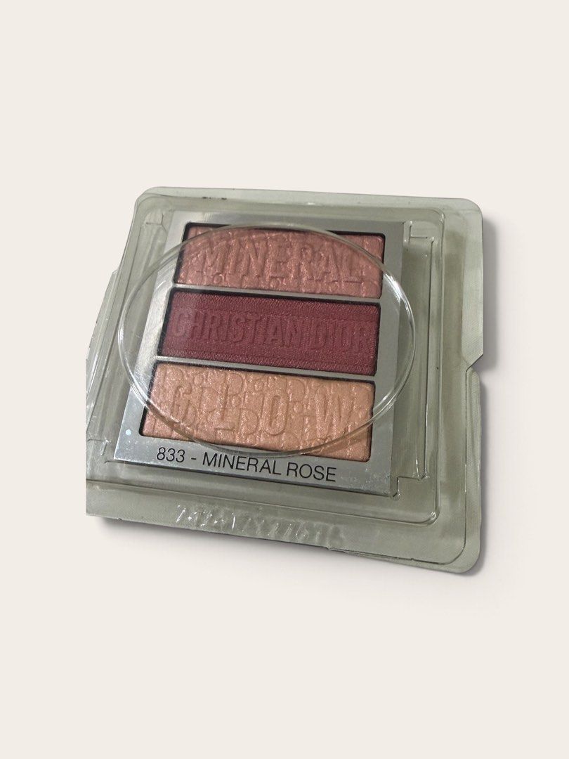 DIOR 833 Mineral Rose Eyeshadow (Category: Makeup) located in Davao. Submitted by gr8stmom_melissa (Listing ID 1465410990, Image 2). Description: Authentic Tester (you can see this at dior stores).