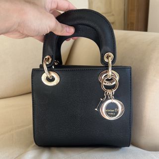 (Category: ) located in . Submitted by preloved2belovee (Listing ID 1465396386, Image 1). Description: .
