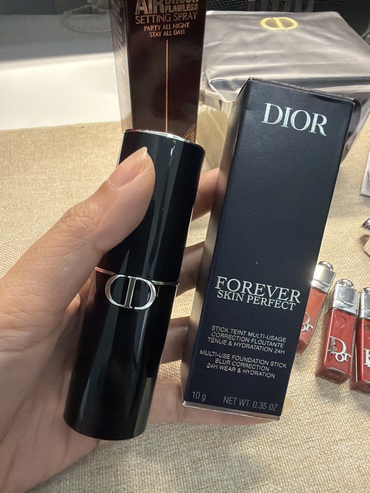 Dior Stick Foundation 1N (Category: Makeup) located in Bulacan. Submitted by karisma_noverra (Listing ID 1465495360, Image 1). Description: Authentic and brand new.