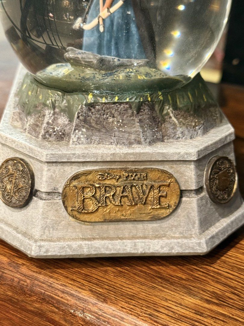 Disney Brave Merida Light Up Snow Globe (Category: Vintage Collectibles) located in Manila. Submitted by blueseamarketing (Listing ID 1465504829, Image 2). Description: Blower not working Lights up No music figure only.
