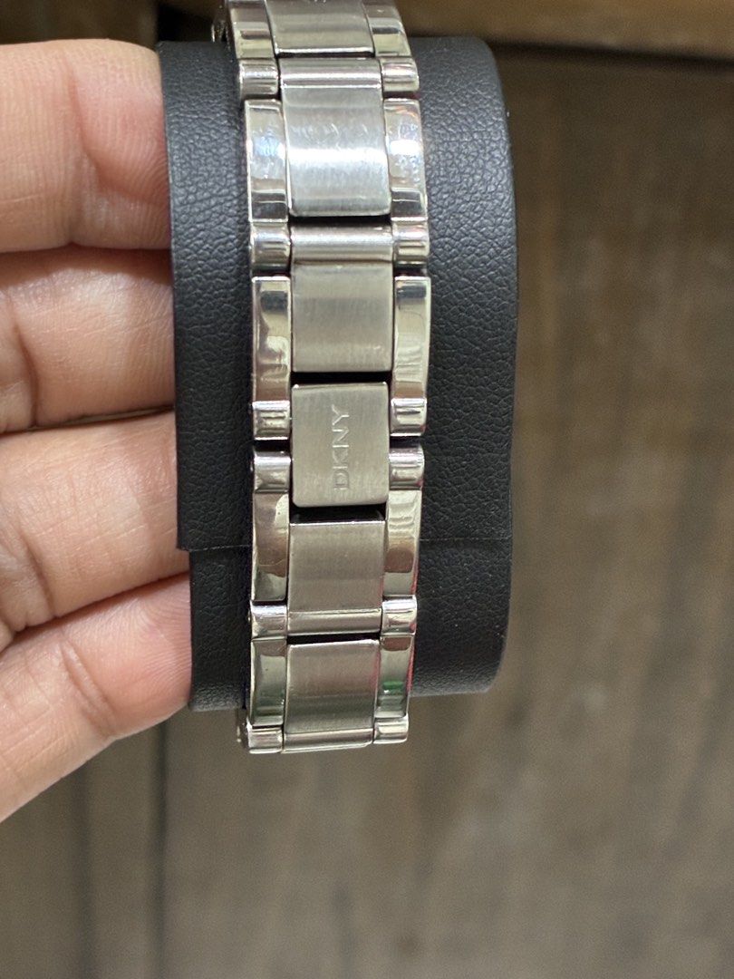 DKNY Lady Watch (Category: Women's Watches) located in Manila. Submitted by tictac921 (Listing ID 1465443525, Image 3). Description: .