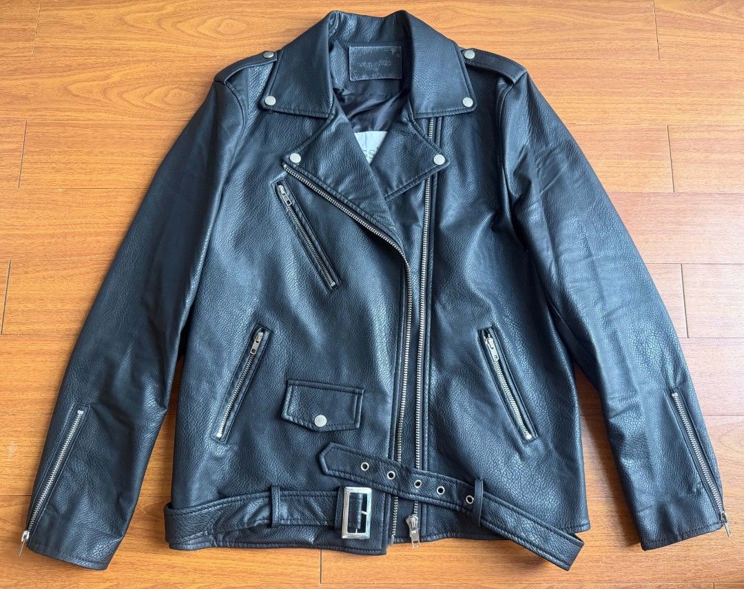 Dress Volume Biker Leather Jacket (Category: Coats, Jackets and Outerwear) located in Paranaque City. Submitted by prettyboy26 (Listing ID 1465445261, Image 1). Description: Dress Volume Biker Leather Jacket Korean Brand 22 width X 27 length (Inches) Good overall condition Issue: Unnoticeable pricks Not sure if faux or genuine leather 3,000 Strictly no return no exchang All sales are final.