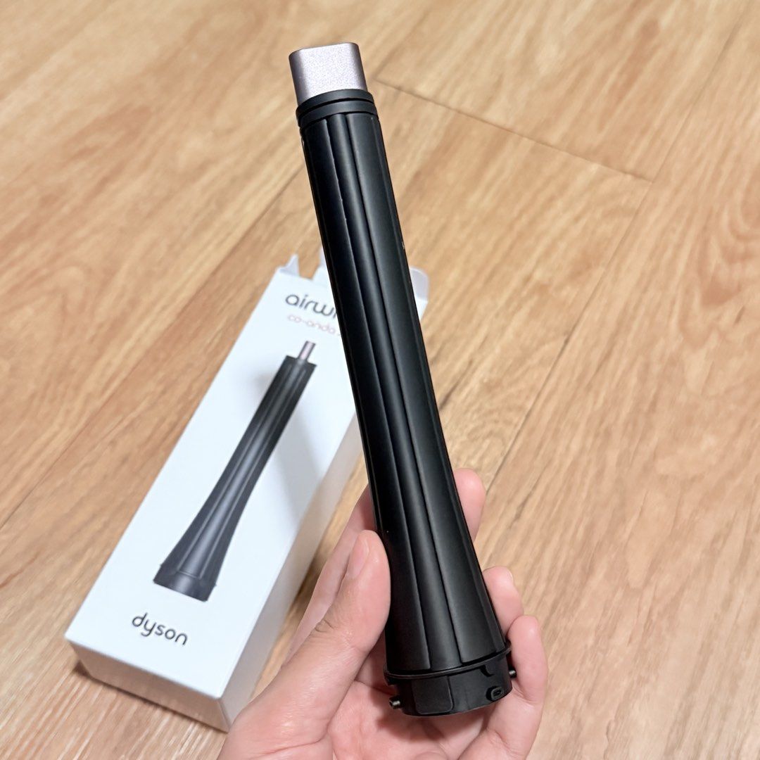 Dyson Airwrap 20mm Co-anda 2x Curling Barrel Attachment (Category: Hair) located in Paranaque City. Submitted by qwerein (Listing ID 1465497729, Image 3). Description: Authentic Dyson Airwrap 20mm curling barrel attachment - Latest Co-anda 2x model for easy tight curls and waves - 100% brand new and unused (taken out of box for photos and to check only) - Includes original white box as pictured - bought from Korea For Dyson Co anda 2x .