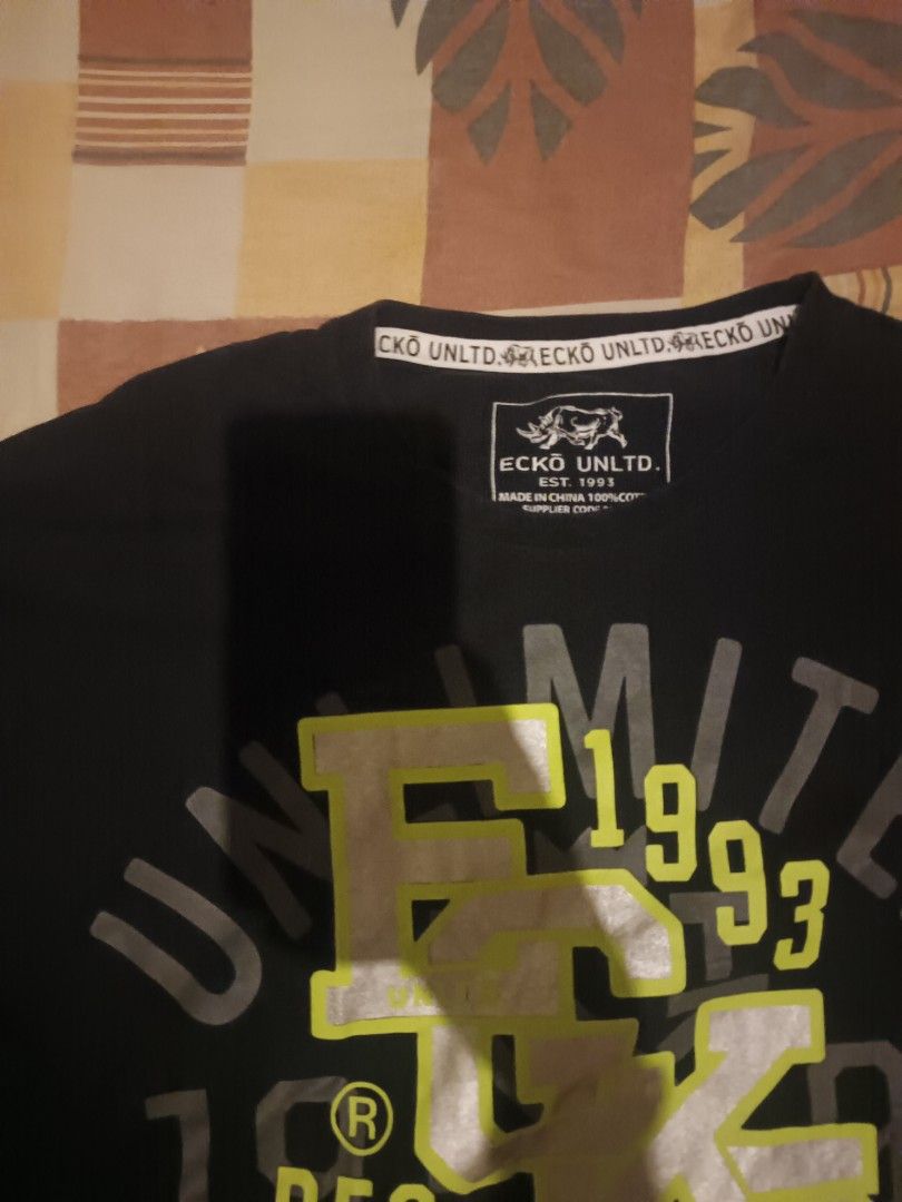 Ecko unltd tshirt (Category: Activewear) located in Odiongan. Submitted by thriftngo26 (Listing ID 1465393816, Image 2). Description: This is an vintage graphic t-shirt from the streetwear brand Ecko Unltd featuring their classic early-2000s / Y2K-era aesthetic..