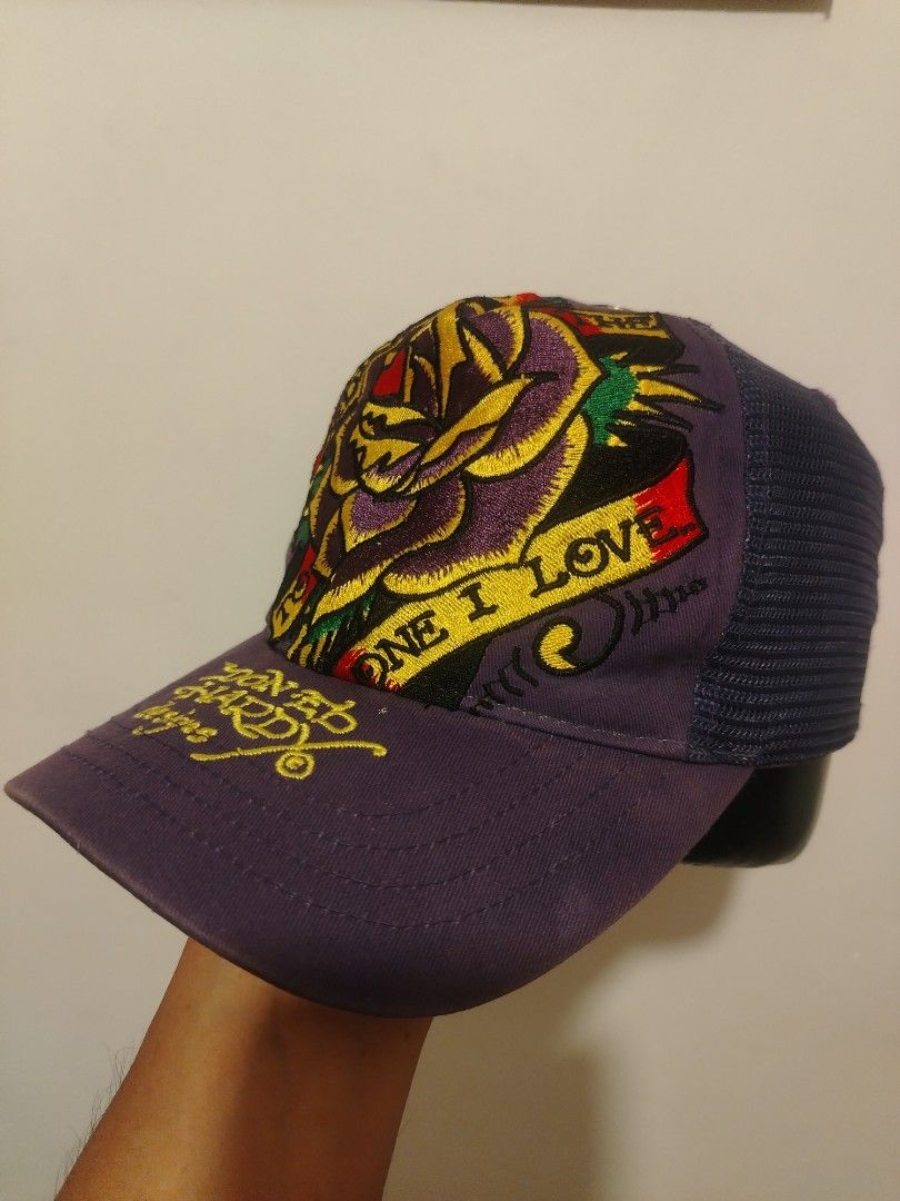 Ed Hardy Hats (Category: Caps & Hats) located in Candijay. Submitted by 6312_streetwear (Listing ID 1465472797, Image 3). Description: .