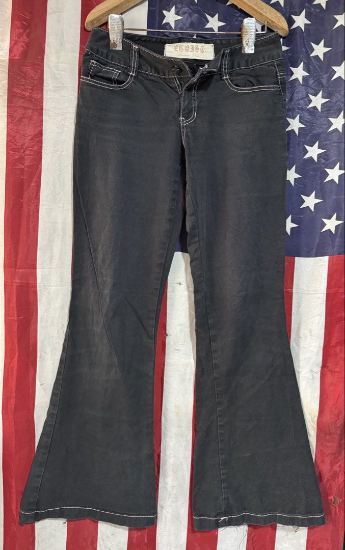 EGOIST VINTAGE FLARED JEANS (Category: Jeans) located in Cebu City. Submitted by etnaner (Listing ID 1465433403, Image 1). Description: Rare piece EGOIST FLARED INDIGO JEANS VINTAGE PANTS SIZE: FITS 28/29 ( see actual dimes on tape) Details posted Normal distressed on Hems ( see last photo) Over all good condition .