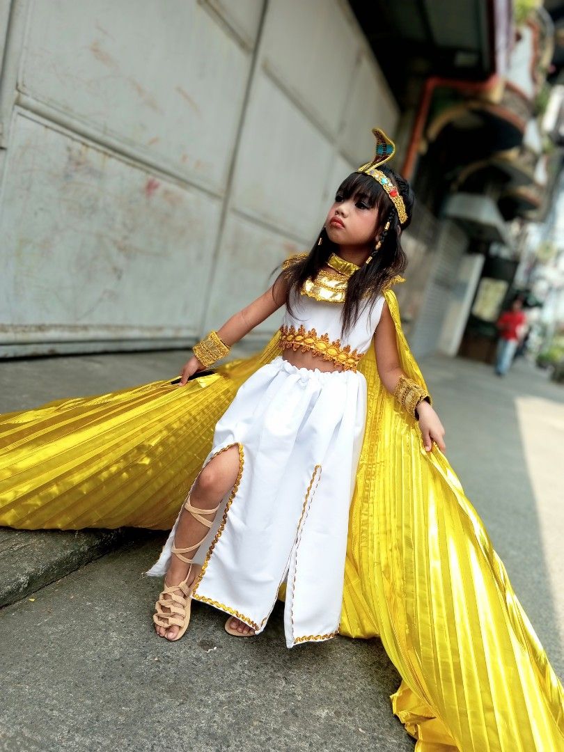 EGYPT COSTUME COMPLETE SET FOR UN (Category: Babies & Kids Fashion) located in Manila. Submitted by mariajanina93 (Listing ID 1465417381, Image 2). Description: FOR RENT ONLY ‼️ EGYPT COSTUME COMPLETE SET 🇪🇬 SIZE 3-6YO ADJUSTABLE AND GARTERIZED 600 RENT PINAKA AFFORDABLE NA EGYPTIAN COSTUME NA COMPLETE SET PA 😉 INCLUSIONS: - Top - Skirt - Long Trail / Cape - Head Dress - Collar - Arm Band - Lace Up Sandals - Sash Now Accepting for Reservations