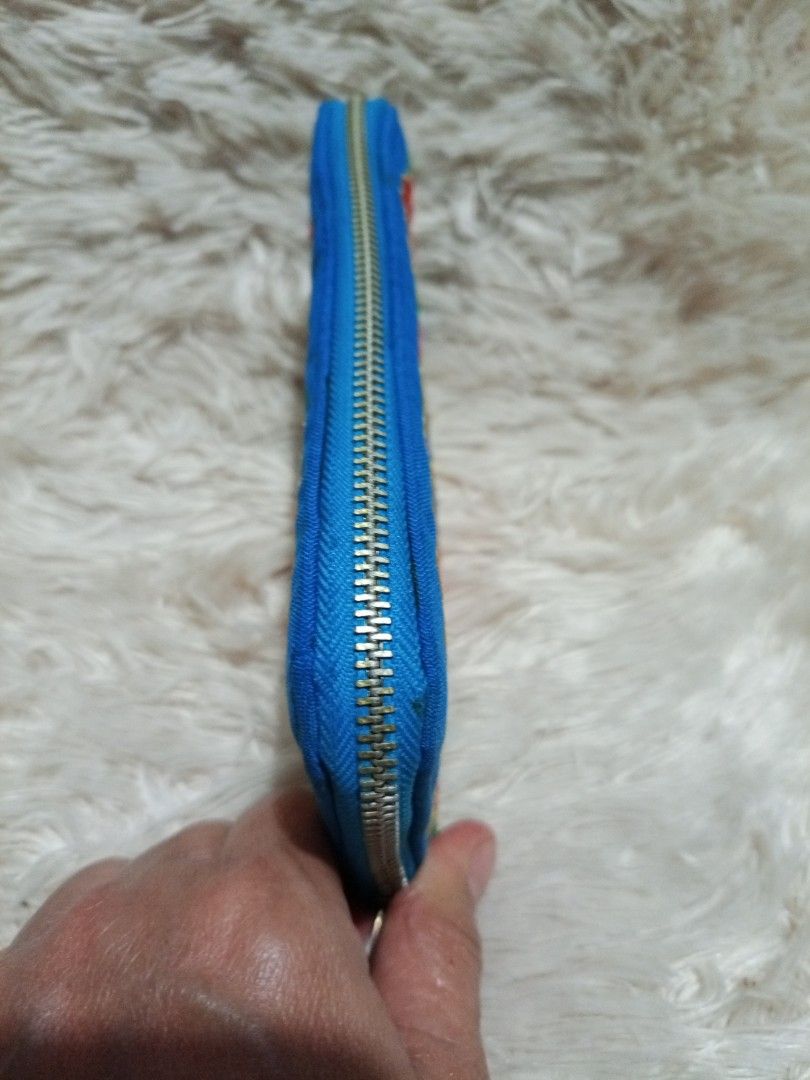 Embroidered Long Wallet (Category: Wallets & Card holders) located in Davao. Submitted by hermiepiam75360 (Listing ID 1465514340, Image 3). Description: .