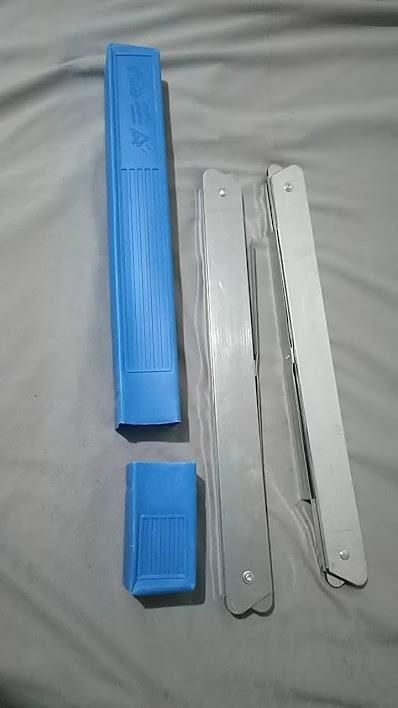 Emergency Warning Triangle Set with Blue Case (Category: Construction Tools & Equipment) located in Quezon City. Submitted by susmaryosep1 (Listing ID 1465460959, Image 2). Description: - Set of 2 emergency warning triangles (1 red, 1 yellow) - Folds up completely flat for compact storage - Includes durable blue plastic storage case - Case features molded-in highway deployment instructions on the front - Essential safety kit for every car boot / 