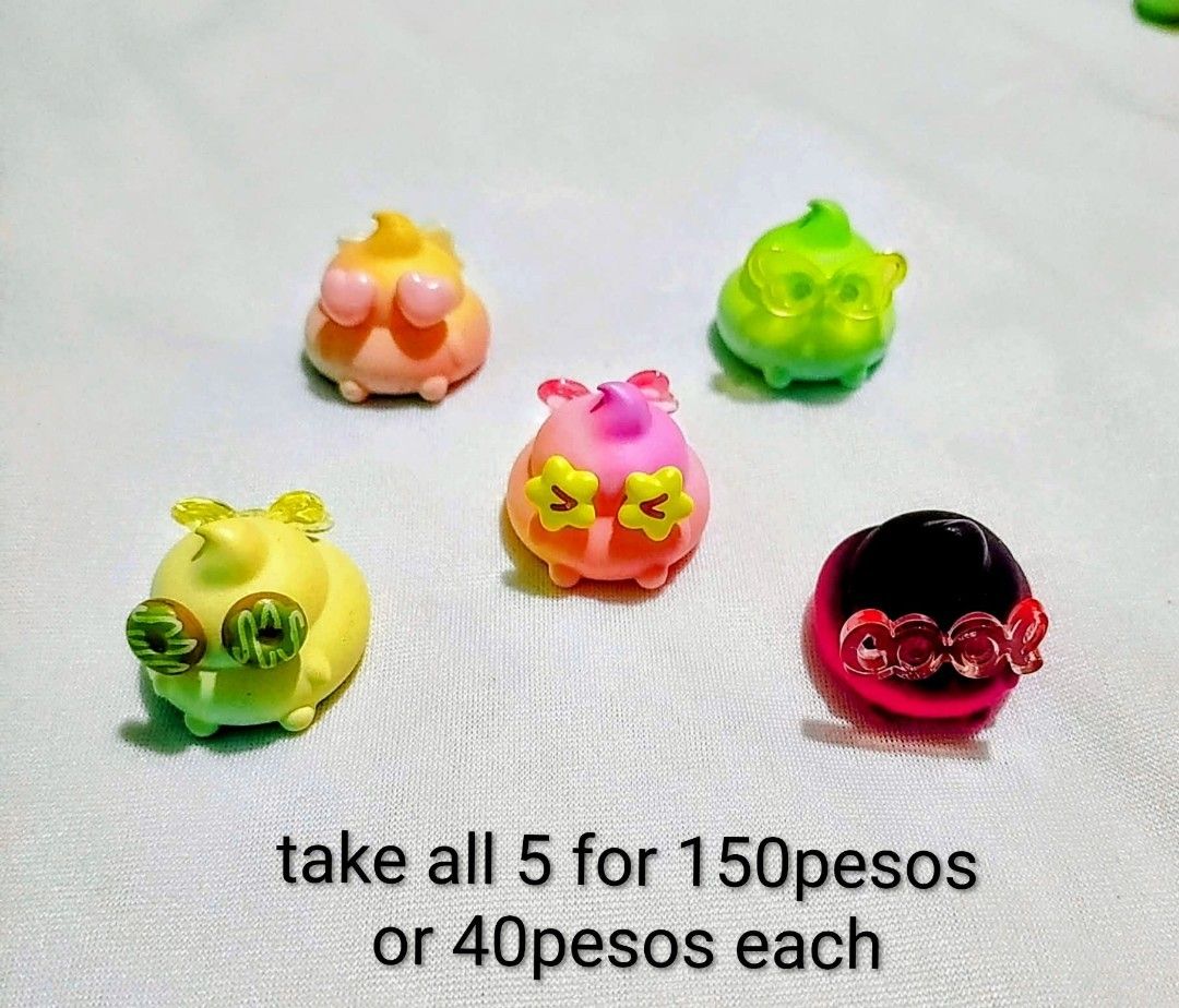 emmmkun 150pesos per set sa pic (Category: Designer & Blind Box Toys) located in Caloocan City. Submitted by jark_moonshop (Listing ID 1465512994, Image 1). Description: authentic po yan, pag take all 62pcs my free jar. can do lalamove or JNT .