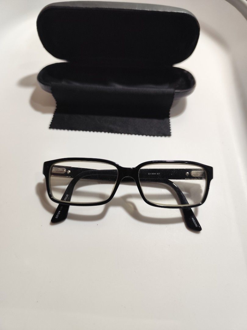 Emporio Armani Frame (Category: Sunglasses & Eyewear) located in Cebu City. Submitted by icoolectnsellect (Listing ID 1465516308, Image 1). Description: Issue: Minor scratch, Dirt and RX lens. Bought at Garage Sale. Authenticity not Guaranteed, di ko alam if legit or Fake. Buy @ your own Risk. All EyeGlasses or Sun Glasses ay may Grado or Prescription Glasses. Please be careful para di masira mata nyo, you can change the lens and frame na lng kun