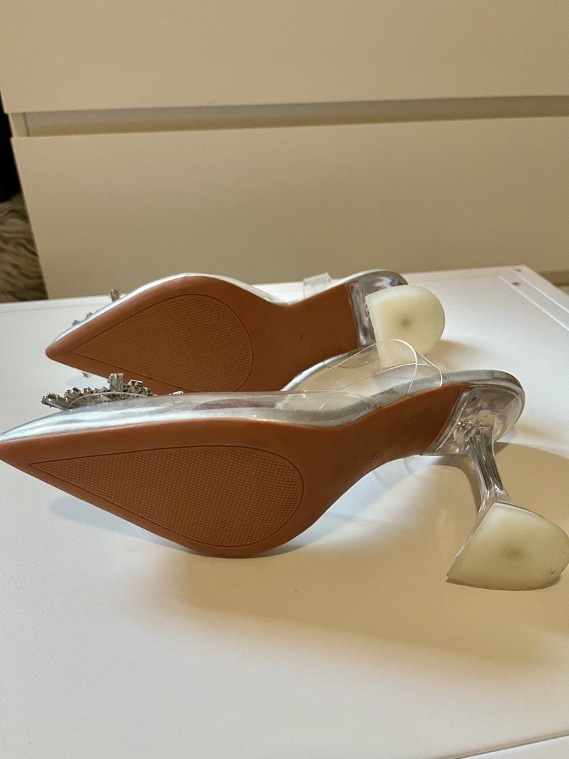 Erin Glass Heels (Category: Heels) located in Taguig. Submitted by aziald (Listing ID 1465420474, Image 3). Description: - High-quality materials and durable construction - Exactly as shown in the photos - Perfect for daily needs - Fast shipping from the Philippines.