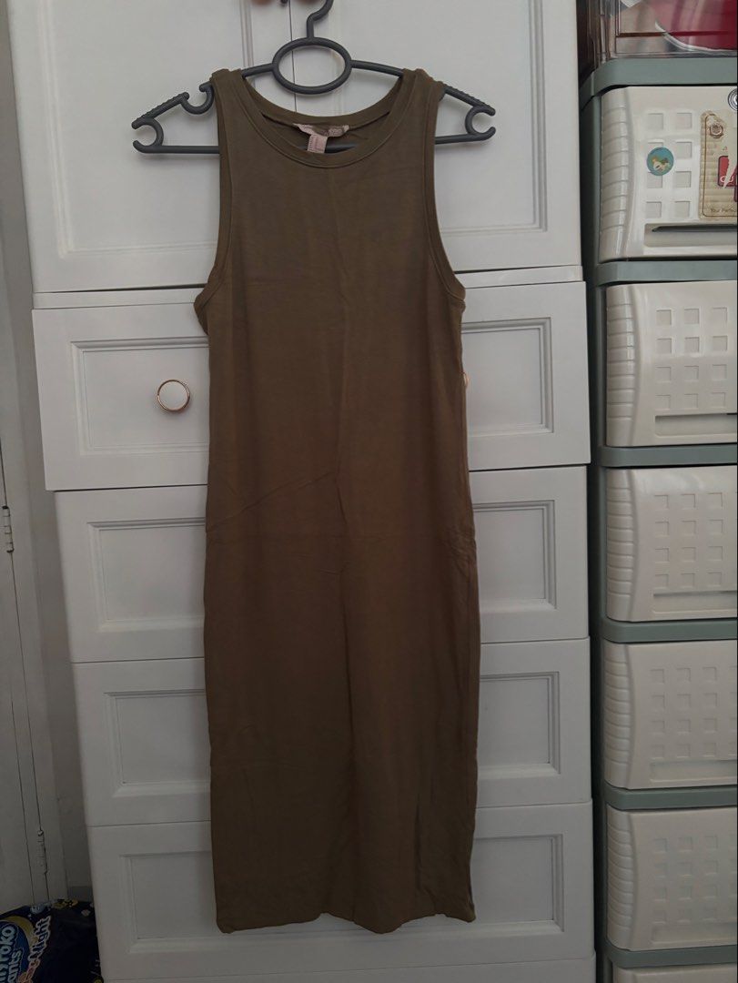 F21 Sage Bodycon (Category: Dresses) located in Nabua. Submitted by prlvdthgss (Listing ID 1465498694, Image 2). Description: The first photo is AI-generated ✨ Well-loved bodycon dress from forever 21 Can fit to small-medium FREE if you buy atleast 1 item 😊 The buyer will shoulder the shipping fee 💸 📍camsur, bicol .