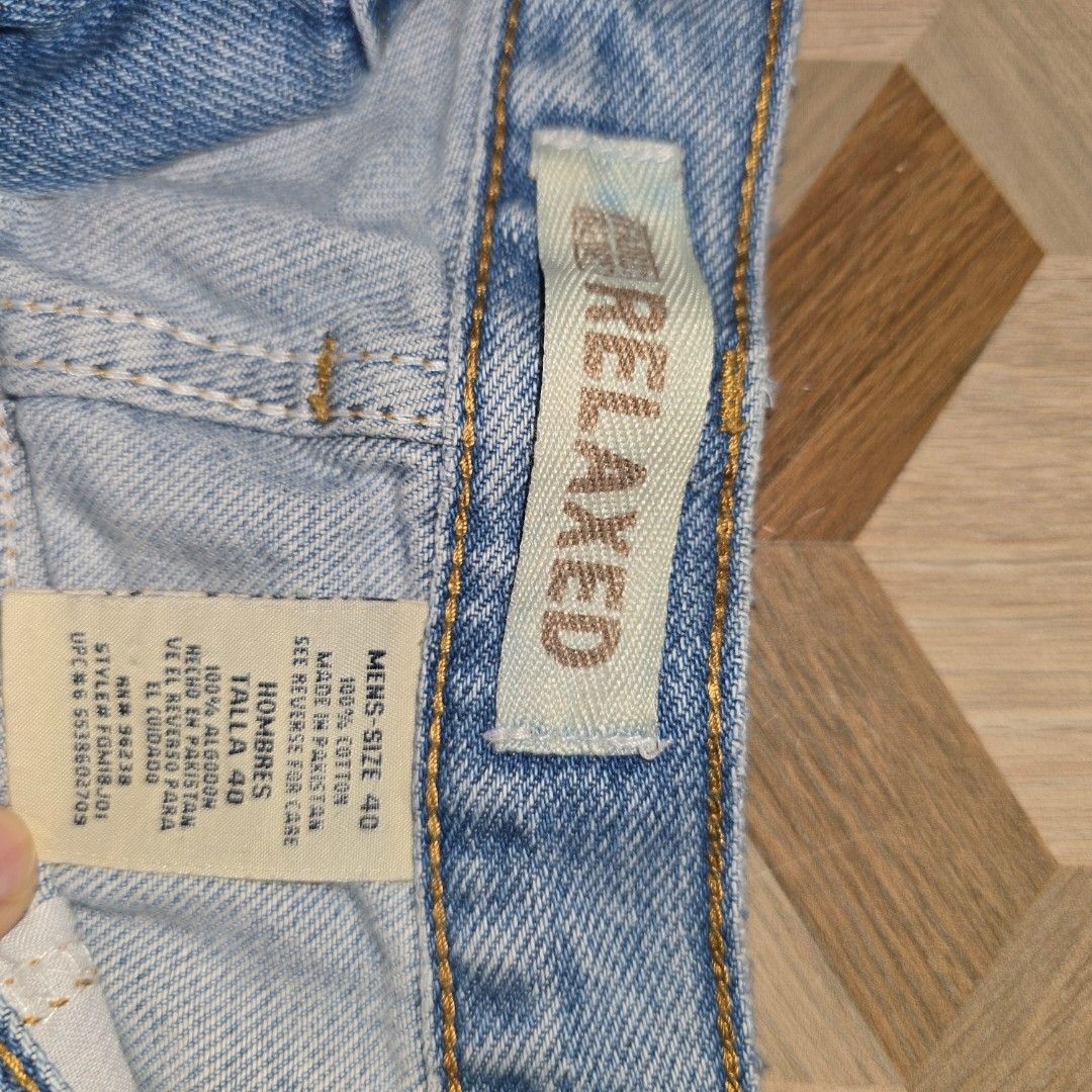 Faded Glory Men’s Shorts / Jorts - Size 40 (Category: Shorts) located in Caloocan City. Submitted by kielaldrei26326 (Listing ID 1465429644, Image 3). Description: Faded Glory Men’s Relaxed Fit Denim Shorts / Jorts - Size 40 RFS: Declutter Can ship nationwide.