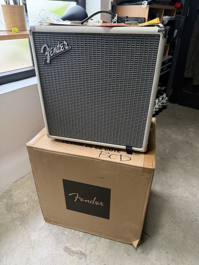 Fender Rumble 40w Bass Amplifier Ivory (Category: Musical Instruments) located in Bacolod City. Submitted by the_grey (Listing ID 1465457934, Image 1). Description: 40w 10inch speaker Great for practice or gigs in small spaces Limited Colorway (Ivory white) Lightly used at home, no functional issues,complete with box, manual etc Check photos for condition Please google for specs/demo RFS: Not getting used/change of plans Payments via BPI QR Shipp