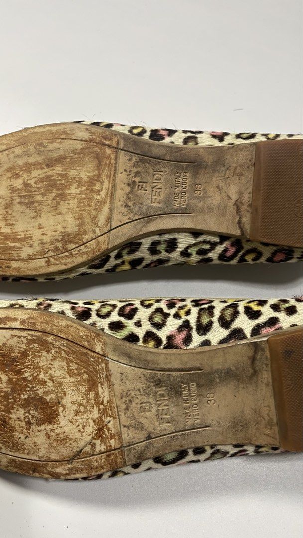FENDI (Category: Sneakers & Footwear) located in Koronadal. Submitted by zyxarvie (Listing ID 1465475017, Image 3). Description: Size 38 No issue need lng linis Authentic vintage .
