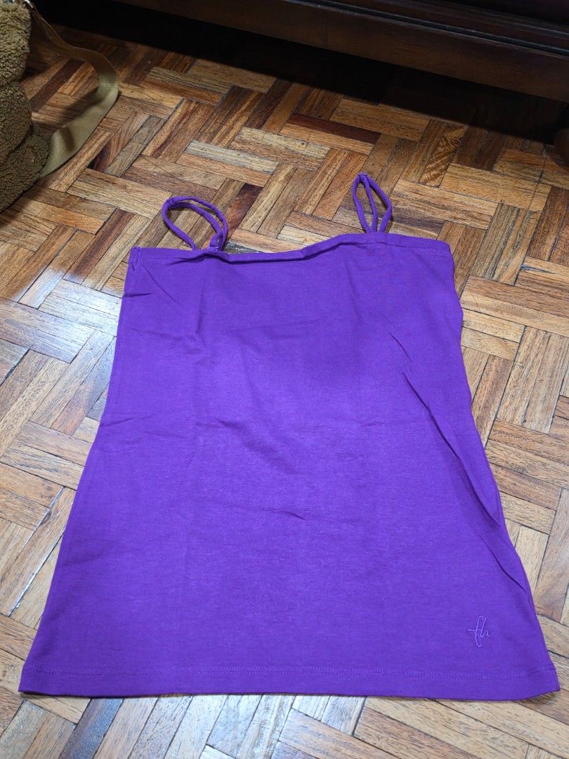 FH Basic Violet Camisole Top (Category: Sleeveless) located in Quezon City. Submitted by snowflakes.specials (Listing ID 1465455812, Image 1). Description: Size Small Good condition.