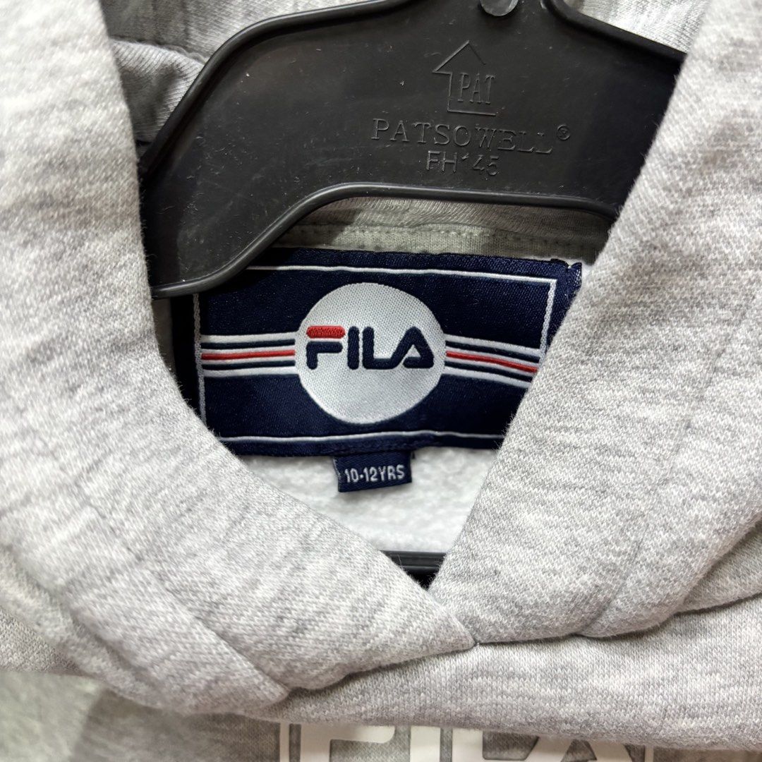 Fila kids hoodie (Category: Babies & Kids Fashion) located in Valenzuela. Submitted by thriftynanay88 (Listing ID 1465455547, Image 2). Description: Size 10-12Y on tag runs small fits 8Y.