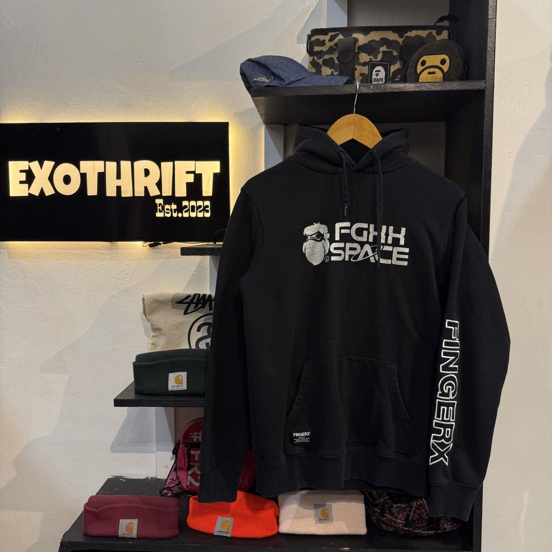fingercroxx x space black hoodie (Category: Coats, Jackets and Outerwear) located in Manila. Submitted by carbungcoalex (Listing ID 1465541721, Image 1). Description: FINGERCROXX BLACK HOODIE 20 by 26 Good Condition Complete tags 1K CLAIM.