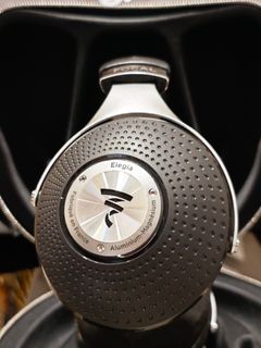 （分類：）位於 。 由 secondhandaudio 提交（商品編號 1465556625，圖片 1）。簡介： 。