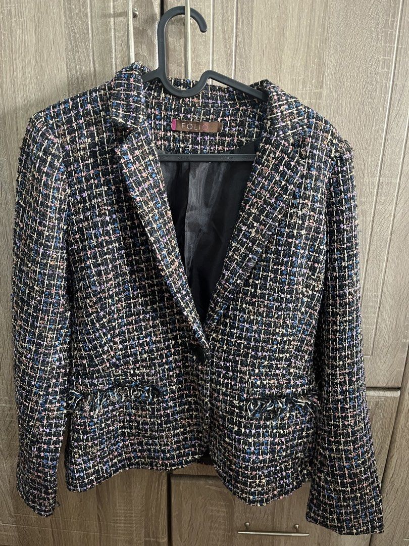 Folio Tweed Blazer and Skirt Set (Category: Sets or Coordinates) located in General Mariano Alvarez. Submitted by mysticalcloud (Listing ID 1465579101, Image 2). Description: Matching tweed set from Folio. Includes a single-button blazer with fringe pockets and a high-waist mini skirt. Black fabric woven with colorful threads in pink, blue, and white. Fully lined blazer interior. Wear together as a coordinated outfit or separately. Also available