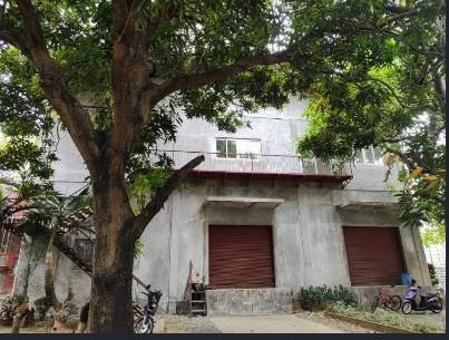 For Rent Warehouse Malabon area (Category: Commercial) located in Quezon City. Submitted by ppcresour33395 (Listing ID 1465417170, Image 1). Description: Commercial Warehouse Space For Lease 100k / month 350 Sqm Lot Area High Ceiling Inside a compound..