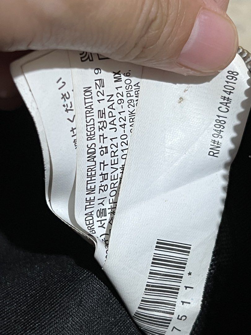Forever21 Black Medium Backpack (Category: Backpacks) located in Rizal. Submitted by babamamanyingonlineshop (Listing ID 1465532256, Image 3). Description: .