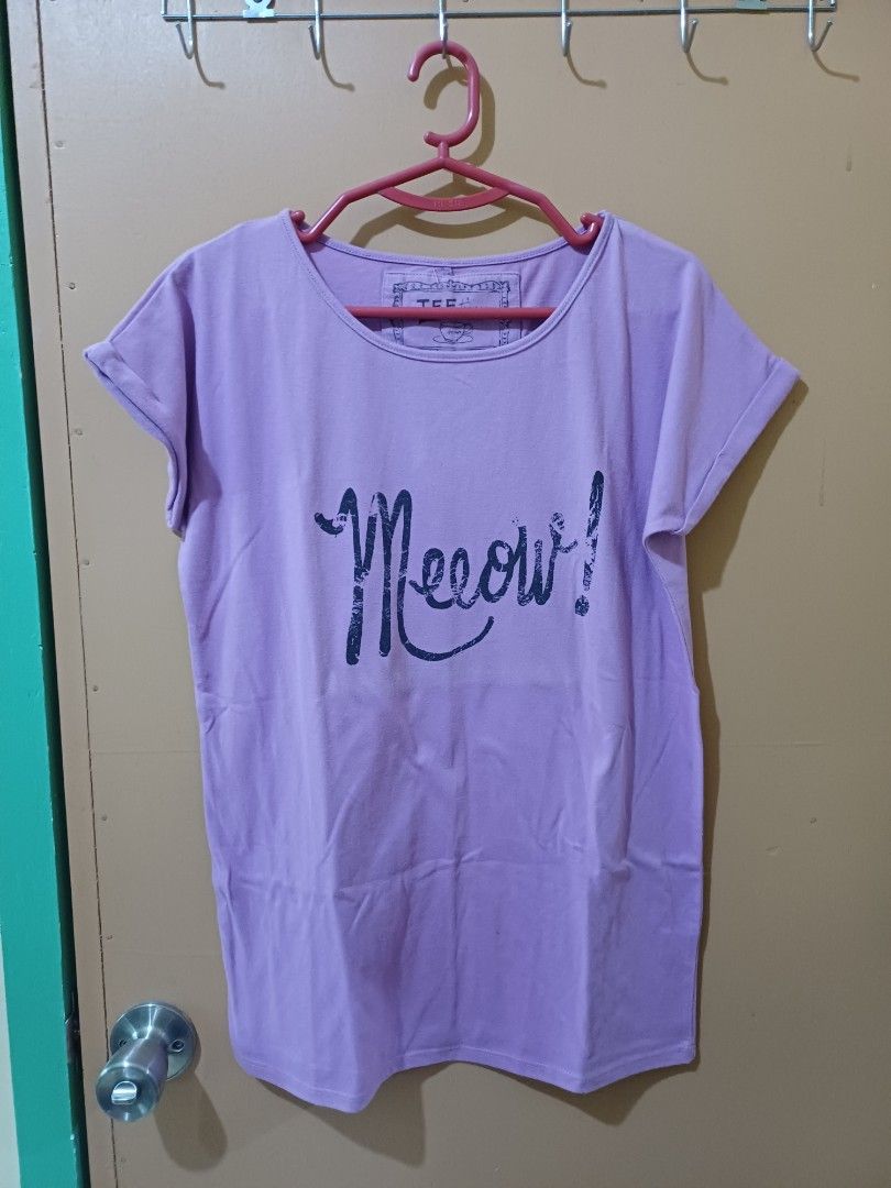 Forme (Category: Blouses) located in Naguilian. Submitted by impulsive.buyer02 (Listing ID 1465479093, Image 1). Description: .