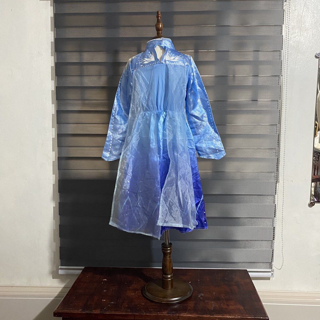 Frozen Elsa (Category: Babies & Kids Fashion) located in Caloocan City. Submitted by discusonlineshop (Listing ID 1465397702, Image 2). Description: 4-6y.