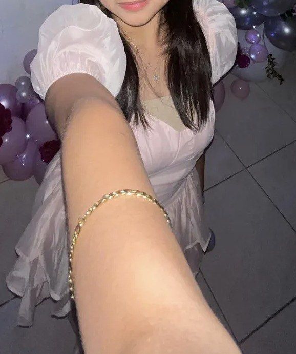 FS: formal or event dresses (Category: Dresses) located in Paranaque City. Submitted by rysfrance (Listing ID 1465537272, Image 3). Description: best fit for Medium, waist up to 30 very mura na lang🥹 all are once lang nagamit for birthday and wedding will send actual picture of the dress if need!! thanksssss.