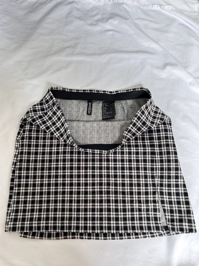 FS: Skirts 100 each; Take all 300 (Category: Skirts) located in Manila. Submitted by rysfrance (Listing ID 1465531392, Image 2). Description: RFS: Declutterring Best size for 29-32 .