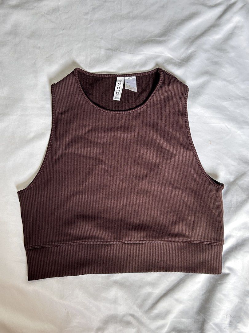 FS: Tops (Category: Sleeveless) located in Manila. Submitted by rysfrance (Listing ID 1465532719, Image 3). Description: RFS: decluttering Best size for medium, some top fits up to large Take all for 800 pesos.