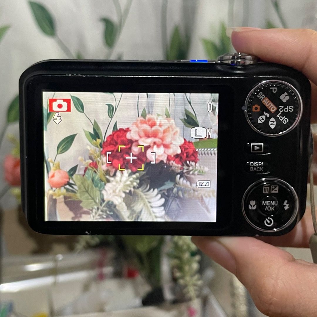 Fujifilm Finepix JX3000 Digital Camera DigiCam (Category: Cameras) located in Quezon City. Submitted by my_cabinet (Listing ID 1465522128, Image 2). Description: First to pay basis! ♡ READ T&C on bio first before offering! • Flash - Working! • All buttons working • Body condition: See pics Inclusions: • Battery • Strap ✉️: May maingay lang sa vid but quality still good Sample shots/video will be sent thru IG/IMS/DRIVE 📍Quezon City 🚗 J&T / Same 