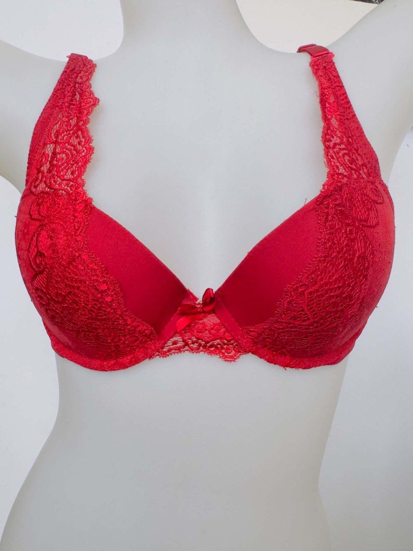 gaiyi demipush up bra 34C (Category: Undergarments & Loungewear) located in San Jose. Submitted by 99ners (Listing ID 1465493745, Image 1). Description: .