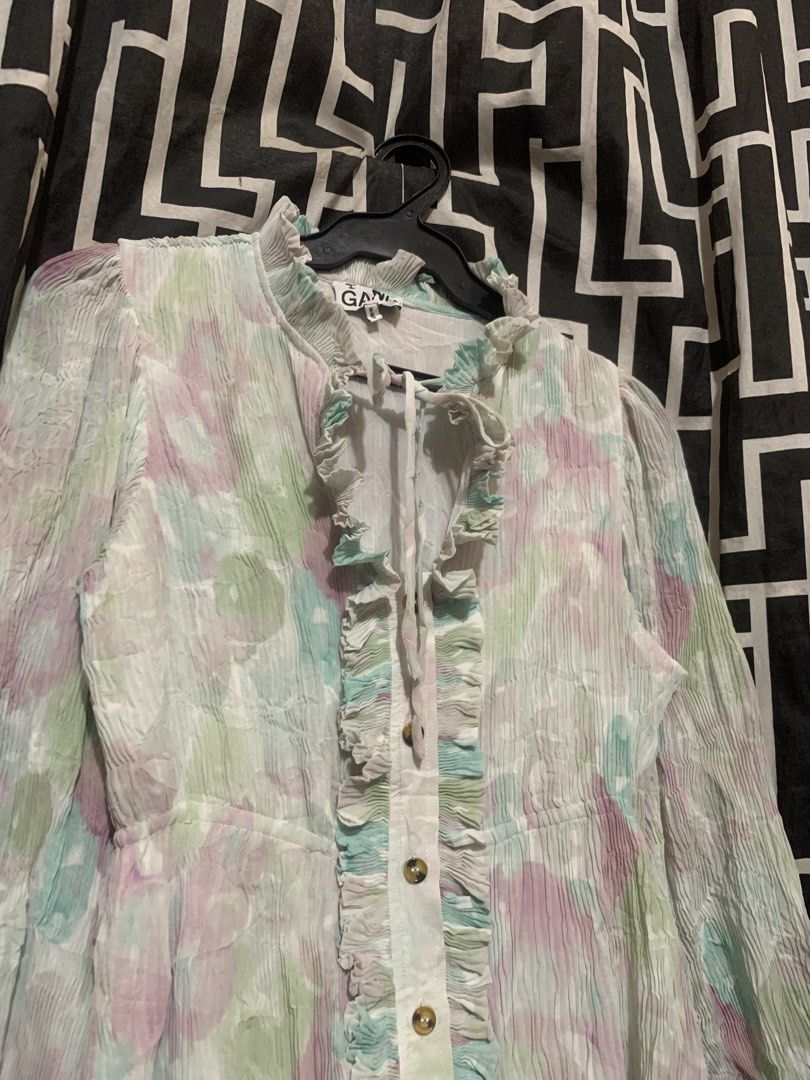 Ganni Dress (Category: Activewear) located in Manila. Submitted by bibiies2.0xghettothrift (Listing ID 1465463729, Image 2). Description: Mine 2k Details W17 W33 Med to large stretchable loc. baclaran parañaque.