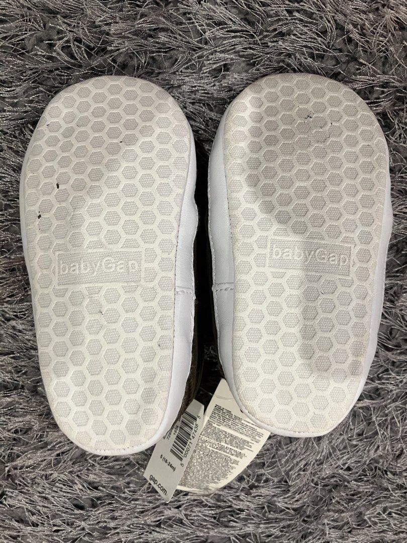 Gap Baby (Category: Babies & Kids Fashion) located in Pulilan. Submitted by aneth11983 (Listing ID 1465499478, Image 2). Description: Baby Gap 18-24m| new with tag from🇺🇸 ₱550+sf/df Payment first basis to accept your offer. Gcash/ JnT 📍Pulilan, Bulacan.